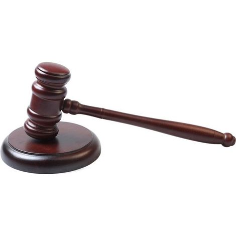 Set di 2 martelletti da giudice in legno massello naturale, realizzati a mano (6,7x3,1x17,5 cm), ideali come accessorio per aule di tribunale ed elegante regalo per aste/ufficio. (1/2)