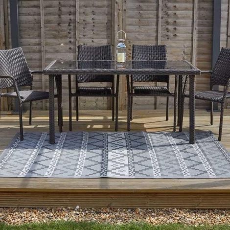 Outdoor Patterned Waterproof Rug 150 x 210cm Polypropylene Garden Patio Rug Water Resistant Indoor Outdoor Rug UV Resistant