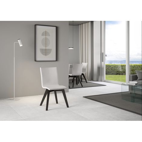 Chaise moderne simili cuir blanc et pieds anthracite Julak (1/3)