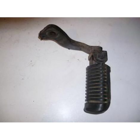 [PRODUIT D'OCCASION] Platine de repose pied pilote droit origine pour moto Yamaha 125