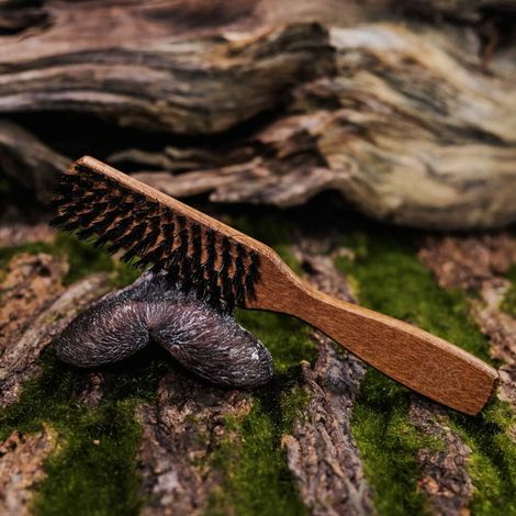 Spazzola leggera per barba - RareCraft (1/3)