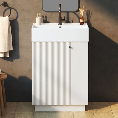 Meuble vasque 55 cm autoporté avec rangement et porte-serviettes - Bois cannelé blanc - Sans robinet (1/5)