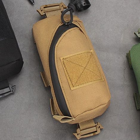 Sac de survie robuste en toile Oxford, équipement d'urgence pour camping et aventure en plein air, poche de couleur kaki. (1/5)