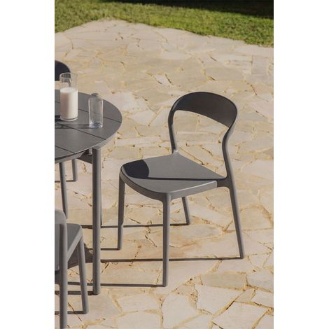SKLUM Stapelbarer Gartenstuhl aus Polypropylen Brenza Grau Graphit                                  