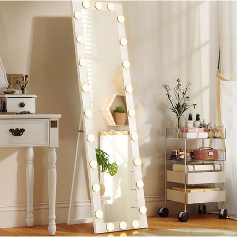 Espejo de pie LED 150 x 40 cm con 24 bombillas, 3 colores de luz, blanco HAVRYA (1/3)