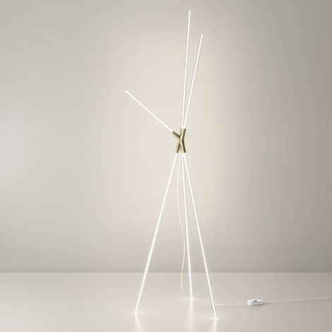 Brilliant Lampada da terra di design a treppiede con diffusori cilindrici in policarbonato e struttura in alluminio finitura Oro, tecnologia LED