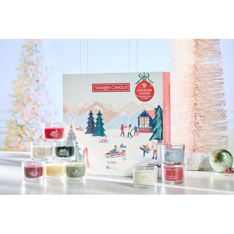 Set di 9 mini candele Yankee Candle Apres Ski in barattolo da 37 g ciascuna.