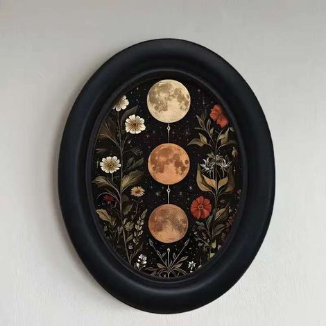 Le cornici rotonde possono essere appese al muro o appoggiate su un tavolo. Le cornici rotonde decorative da appendere sono adatte a cucine, gallerie, matrimoni e altre occasioni.