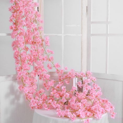 Fleurs artificielles en rotin, guirlande de 1,8 m, 135 fleurs, rose clair, décoratives et éclatantes.
