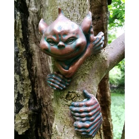 Elf Tree Halloween Peeker Tree/Fence Mounted Garden Decoration � Novelty Halloween Sculpture (1/5)