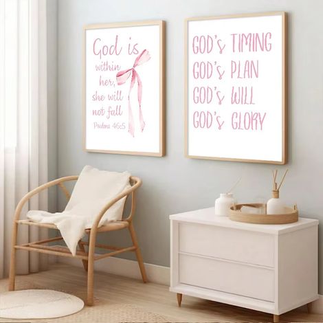 JSSEVN-2 Set de decoración de pared cristiana rosa, póster minimalista con versículo bíblico y lindo lazo para habitación infantil/dormitorio 30x21cm (1/3)