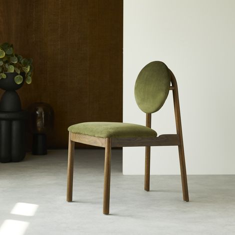 Chaise en bois de chêne massif et velours vert Olive (1/5)