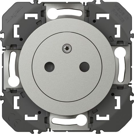 Las Tomas Modulares de Aluminio Dooxie Tomas 2p+t Superficie - Legrand