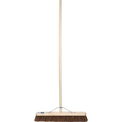 Draper 600mm Stiff Bassine Broom – Heavy-Duty Professional Cleaning Tool with Durable Bassine Bristles (Model 01089) (1/2)
