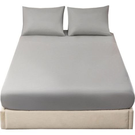 Housse de matelas grise, 180 cm de large x 200 cm de long x 30 cm de haut.