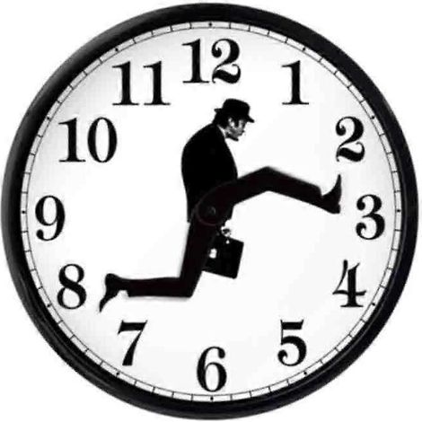 Walking Wall Clock: Creative Mute Silent Clock Wall Art (Suitable for Home Living Room Decor, Black) (1/4)