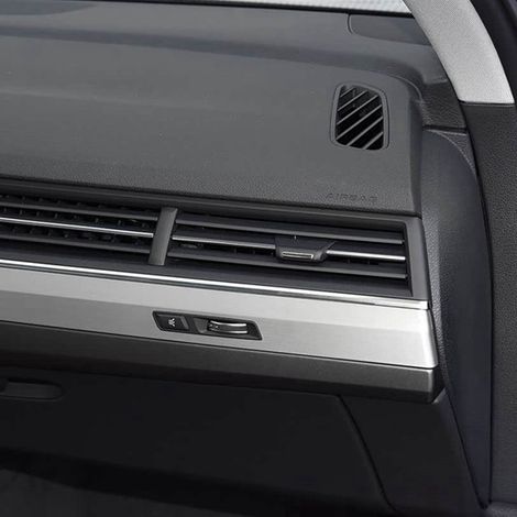 1 color: Black Material: Plastic 4M1820901 Air conditioning vent lever for front air vents. (1/4)