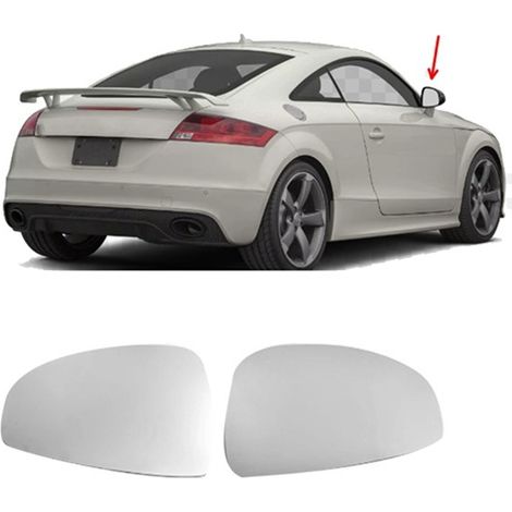 A pair of heated rearview mirror lenses compatible with Audi R8 2007-2015 and Audi TT 2006-2014 models. (1/5)