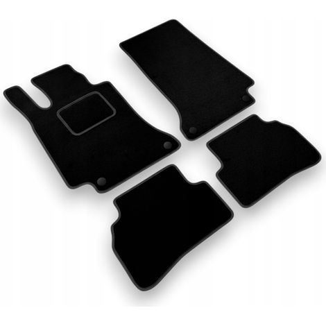Tapis de sol en velours pour Mercedes Classe C W203 (2000-2007) - Tapis de voiture B (1/5)