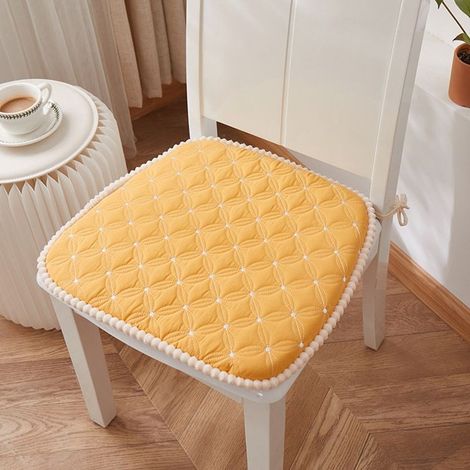 Stuhlkissen 45x43 cm, 4er-Set, Stuhlkissen für den Innenbereich, bequem und sicher für den täglichen Gebrauch (1/4)
