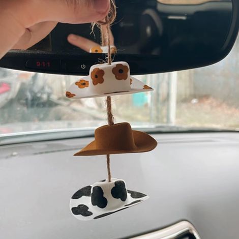 Pendentif de voiture en forme de chapeau de cowboy, ornement de rétroviseur style champêtre, chapeau de cowboy tournesol, adorable mini-chapeau en feutre fait main pour femme (motif floral) (1/5)