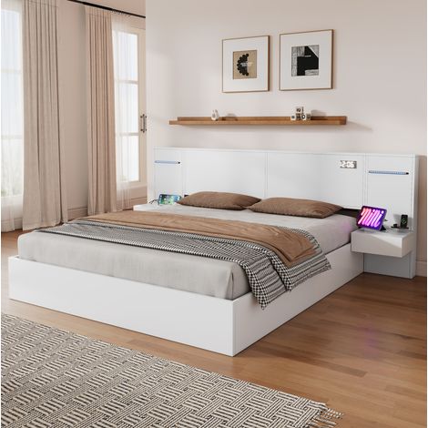 DESVIAE Lit double MDF avec haut parleur Bluetooth ports USB A USB C horloge électronique bande lumineuse colorée 180 x 200 cm blanc avec 2 tables de chevet (1/5)