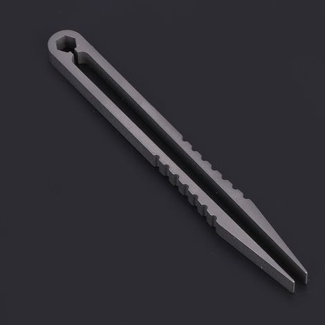 Pince multifonction en titane pour activités de plein air et randonnée