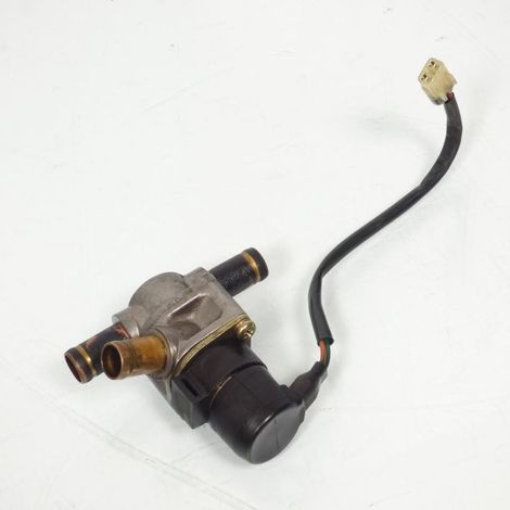 Compatible avec les systèmes de contrôle des émissions des motos 800 VFR Vtec de 2002 à 2009. (1/2)