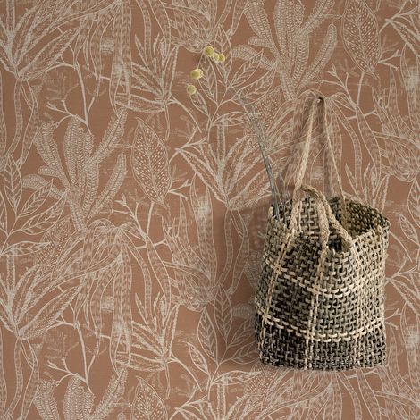 Papier peint intissé à motif feuilles 1005 x 52 cm – Couleur terracotta – Facile à poser, entretien simple – Résistant à la lumière – Superfresco Easy (1/5)