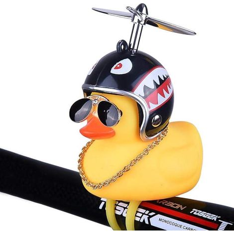 Canard jaune mignon avec casque de requin, figurine décorative pour voiture, vélo et moto, accessoire intérieur original, cadeau enfant, mini statue rigolote (1/5)