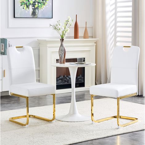 Sedia da pranzo curva in PU bianco, design ergonomico, piedini antiscivolo, facile da pulire (1/5)