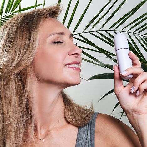 Nano Mini Atomiseur : Brume Hydratante Visage Yeye (1/5)