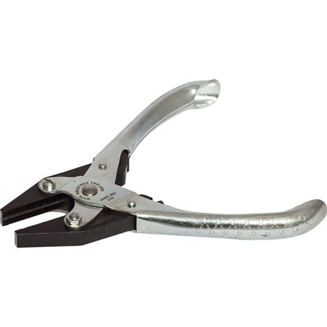 Flat Nose Pliers Serrated Jaw 160mm (6.1/4in) MAU4860160 (1/5)