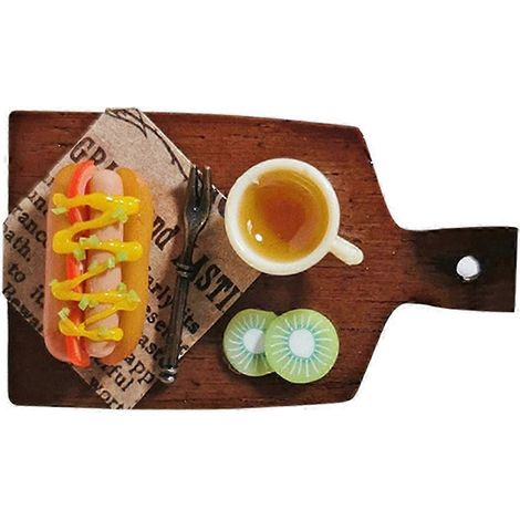 Accessoires pour maison de poupée : pain à hot-dog, service à dessert pour le thé de l'après-midi, mini plateau de cuisine à monter soi-même. Modèle à monter soi-même.