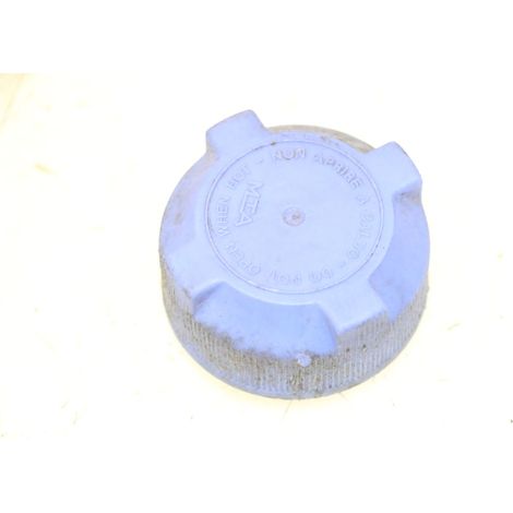 [REFURBISHED] BOUCHON VASE EXPANSION PEUGEOT ELYSTAR 125 2002 - 2007 (1/3)
