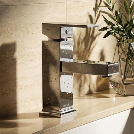 Robinet de lavabo PaulGurkes Design Carré (1/5)