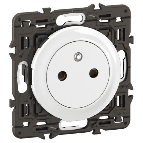 Legrand CX0111 2-pole + earth socket, Céliane surface-mounted, white cover plate and support
