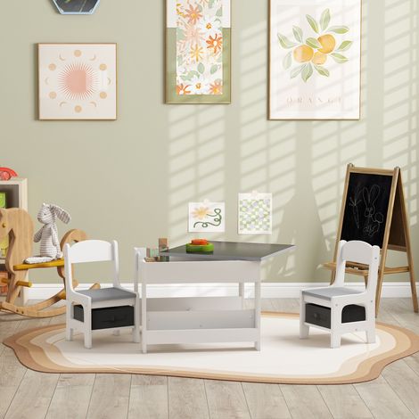 3-teiliges Kindertisch-Set mit 2 Stühlen, wendbarer Kreidetafel-Tischplatte, Aufbewahrungskorb und Regalen