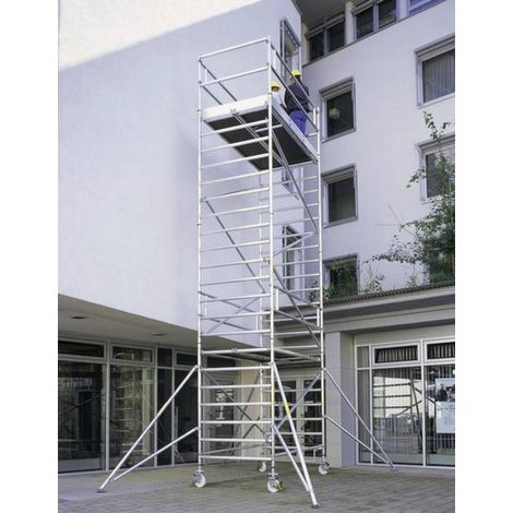 Günzburger Steigtechnik Echafaudage roulant 1,35 x 2,45 m avec stabilisateur & double plate-forme Hauteur de plate-forme 5,35 m - 168535 (1/3)
