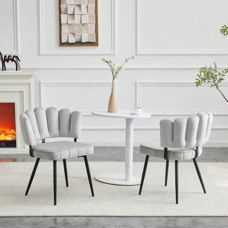 Lot de 2 chaises salle à manger européennes, dossier fleuri, revêtement velours gris clair doux, pieds métalliques noirs, hauteur 80 cm, pour salon et cuisine. (1/4)