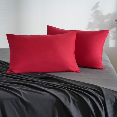 18 Couleurs Lot 2 Taie d'oreiller 30x50 cm Rouge Housse Oreiller Coussin pour Canapé Lit Fermeture Éclair Anti-Acariens Hypoallergénique Protège Oreiller Zip Microfibre (1/5)