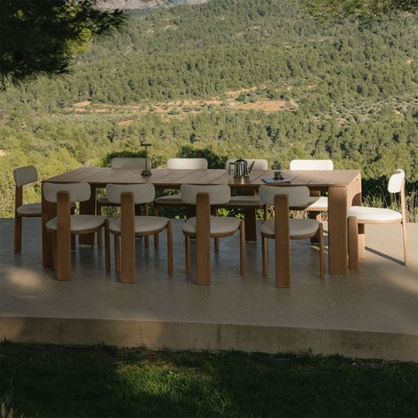 Set de mesa rectangular 270 x 105 cm Kandroa y 10 sillas de jardín en madera de acacia y tela bouclé Malta SKLUM       