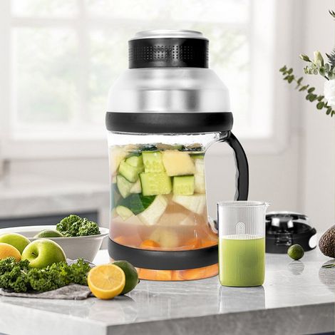 Licuadora deportiva portátil de 2 litros con 6 cuchillas, 18.000 rpm, batería de 4.000 mAh, puerto USB tipo C para batidos y licuados, color negro. (1/5)