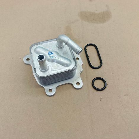 21305-3KY0A is suitable for the oil cooler of Nissan QX60/QR25/Murano engines. (1/4)