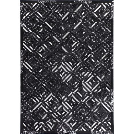 Tappeto Dazzle in Pelle Nera e Argento con Motivo a Rombi (1/4)