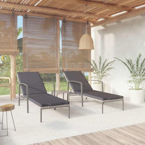 vidaXL Tumbonas con mesita 2 unidades ratán sintético gris (1/5)