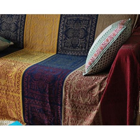 Couverture en chenille, housse de canapé à franges jacquard, housse de chaise d'ameublement, canapé-lit, chaise douce, motif tribal folklorique (150 x 190 cm, rouge) (1/5)