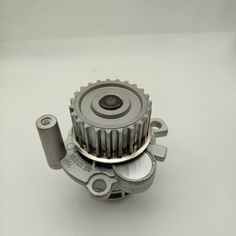 Wasserpumpe mit Aluminium-Laufrad passend für VW Magotan/Passat/Tiguan, Audi A4L (EA888) – 06F121011 (1/4)