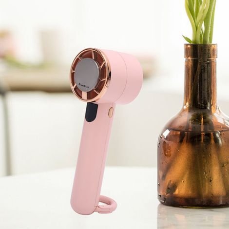 Tragbarer Ventilator mit Halbleiterkühlung, 5 einstellbaren Geschwindigkeitsstufen, LED-Digitalanzeige, leisem Betrieb, eingebautem 2000-mAh-Akku, kompakten Abmessungen 67 × 52 × 162 mm, ideal für Rei (1/5)