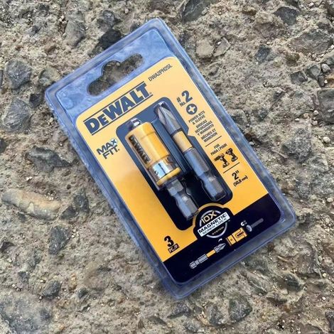 Dewalt High Performance Screwdriver Bit Set (40 Pieces in Tough Case, 25 mm and 50 mm Screwdriver Bits, for Screwdriving (Phillips, Slotted, Pozi, Torx & Bit Holder) DT70717, 22.3 x 22.3 x 4 2 cm (1/2)